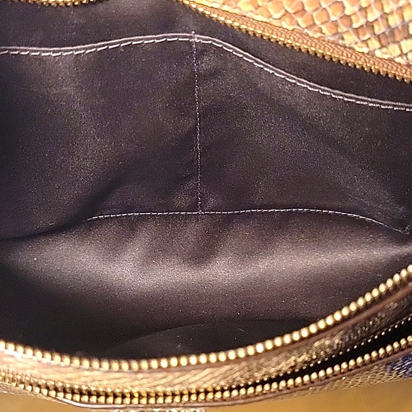 COACH MADISON CLUTCH/WRISTLET - Picture 5 of 13